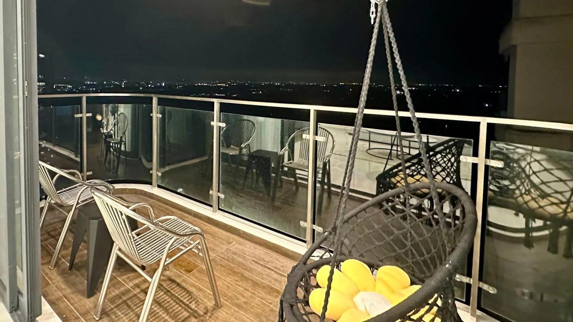 Superb Seaview 3 Balcony Near Ciq Jb 3B2B Apartamento Johor Bahru 0*,